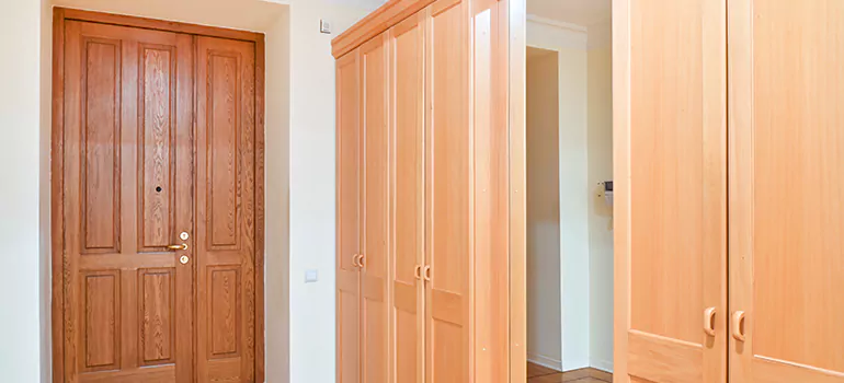 Glass Closet Door Repair in Englewood, FL